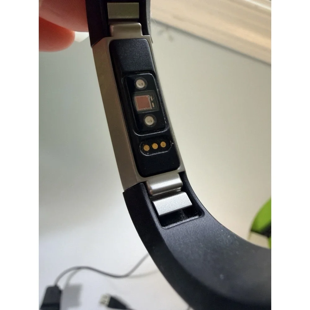 fitbit alta hr